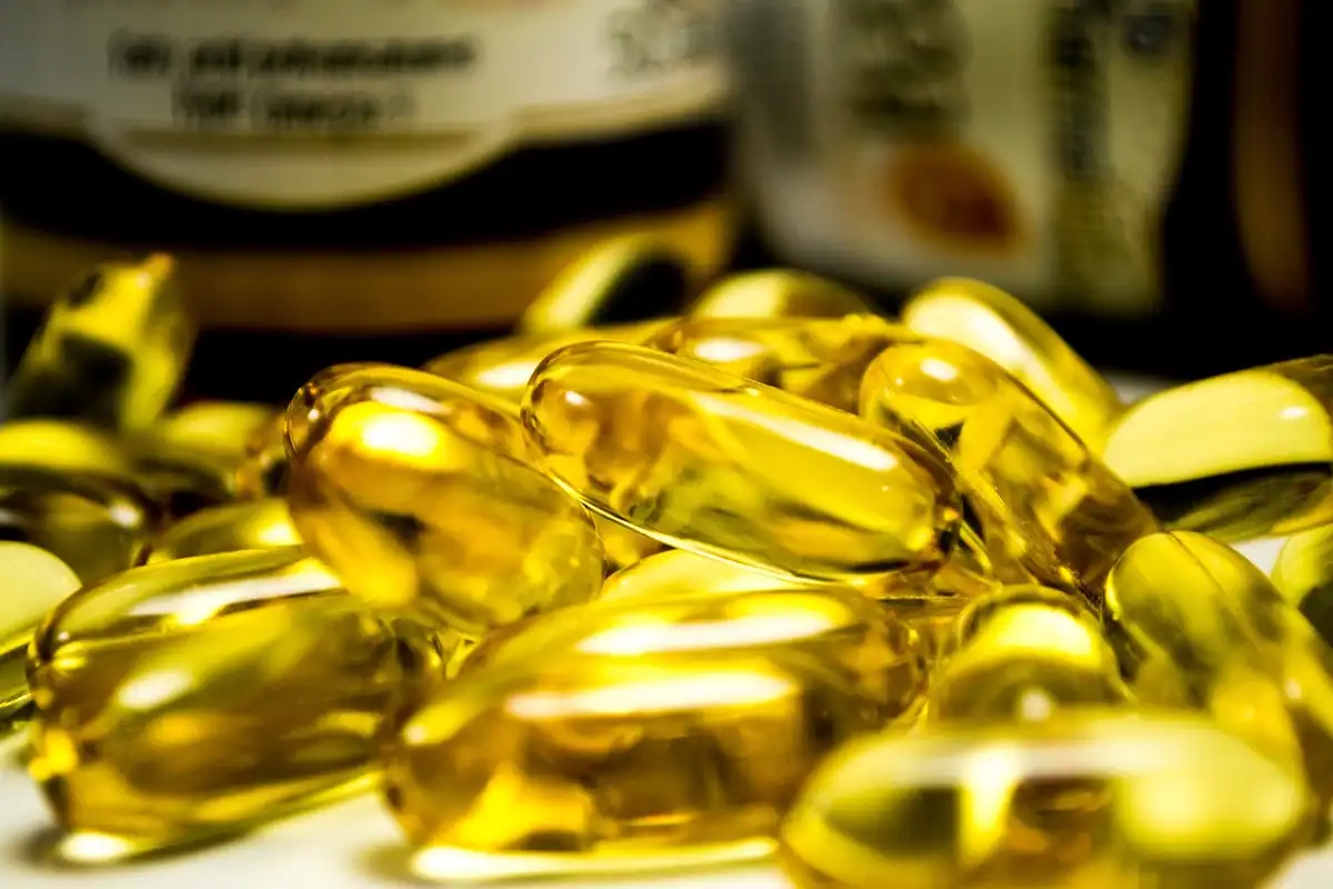 Capsule moi galbene de ulei, suplimente luate la recomandarea medicului